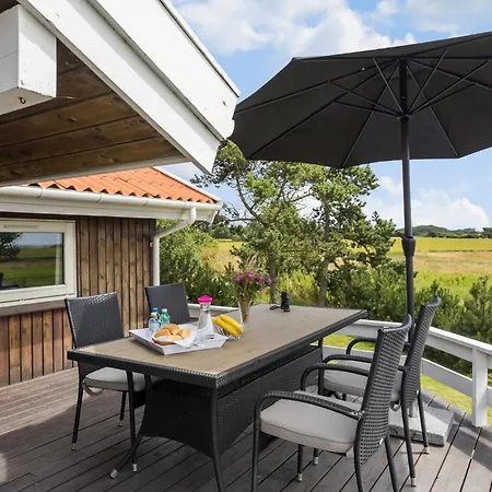 Gorgeous In With House Sea View Holiday home